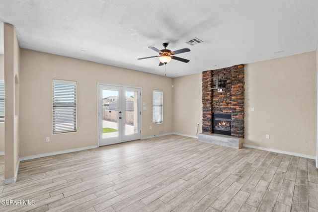 3140 SUNNY PRAIRIE Drive, El Paso, TX 79938