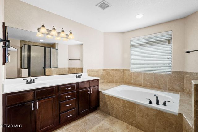 3140 SUNNY PRAIRIE Drive, El Paso, TX 79938