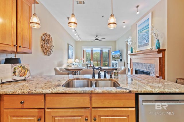 3944 Todd Lane 604, Gulf Shores, AL 36542