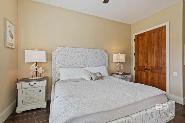 3944 Todd Lane 604, Gulf Shores, AL 36542