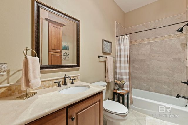 3944 Todd Lane 604, Gulf Shores, AL 36542
