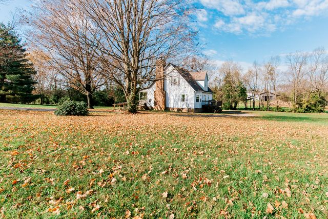 3981 Winchester Road, Lexington, KY 40509