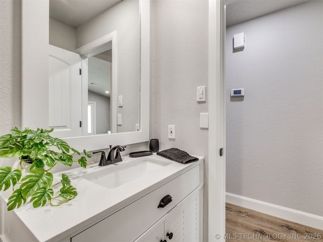 702 Trinidad Drive, Sand Springs, OK 74063