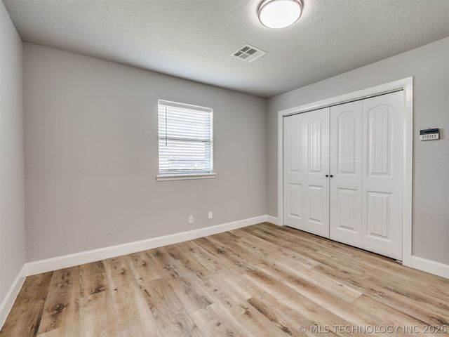 702 Trinidad Drive, Sand Springs, OK 74063