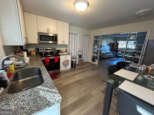 918 Jefferson Avenue, East Point, GA 30344