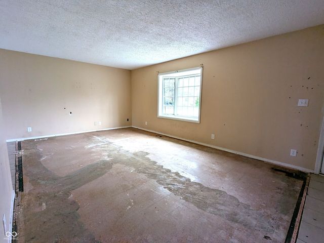 3619 Lori Lane, Indianapolis, IN 46226