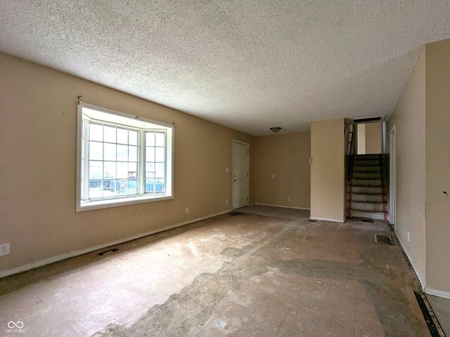 3619 Lori Lane, Indianapolis, IN 46226