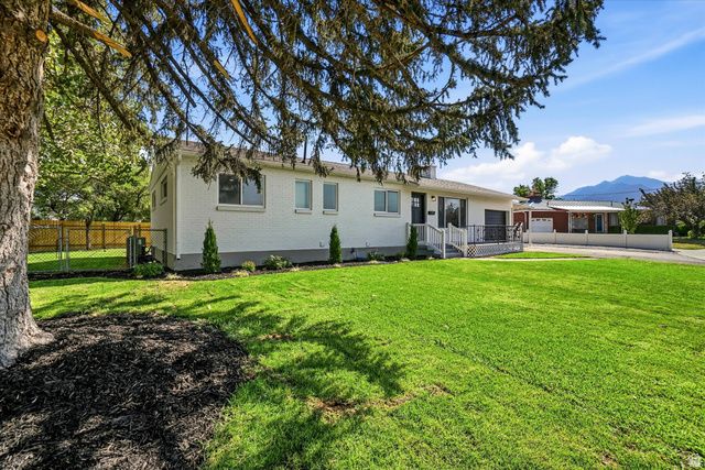 19 E 5878 S, Murray, UT 84107