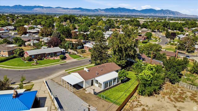 19 E 5878 S, Murray, UT 84107
