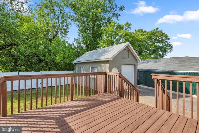 3618 COOLIDGE AVE, Baltimore, MD 21229