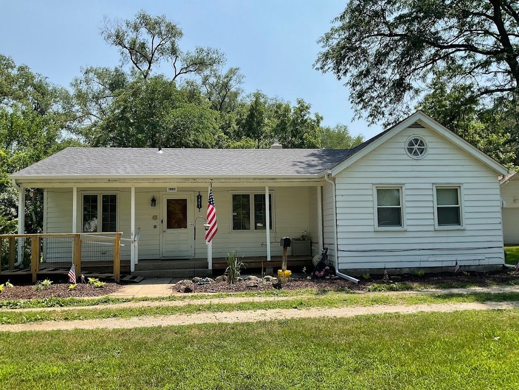 1861 S Bend Road, Rockford, IL 61109