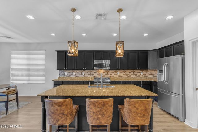 2546 E CAROB Drive, Gilbert, AZ 85298