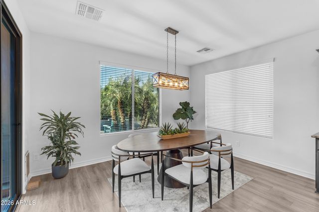 2546 E CAROB Drive, Gilbert, AZ 85298