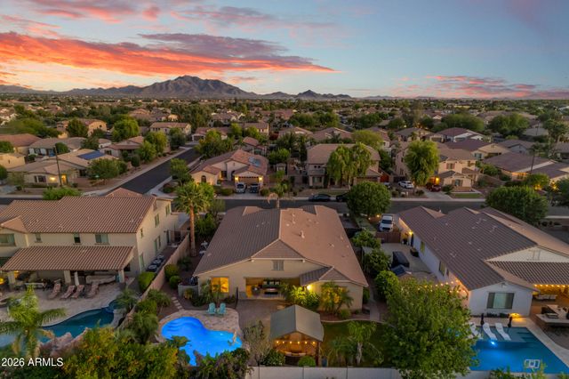 2546 E CAROB Drive, Gilbert, AZ 85298