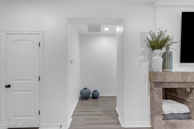 2546 E CAROB Drive, Gilbert, AZ 85298