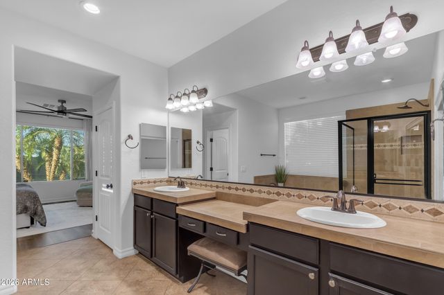 2546 E CAROB Drive, Gilbert, AZ 85298