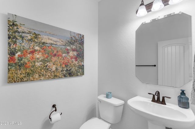 2546 E CAROB Drive, Gilbert, AZ 85298