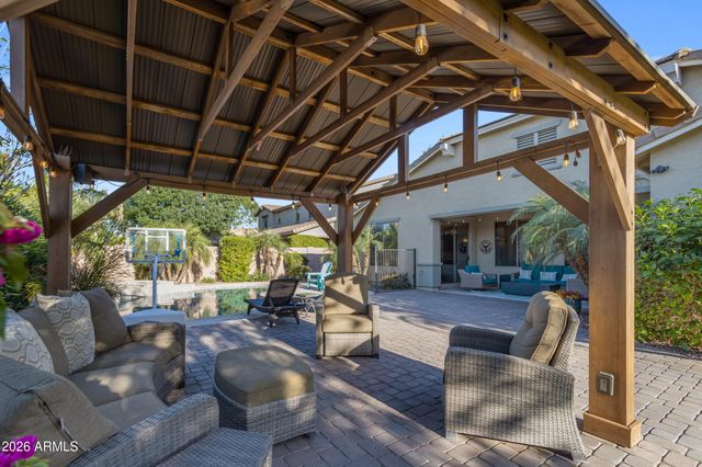 2546 E CAROB Drive, Gilbert, AZ 85298