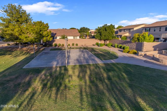 2546 E CAROB Drive, Gilbert, AZ 85298
