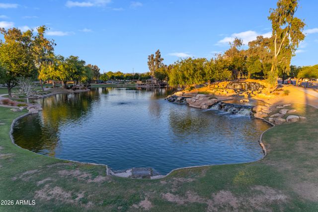 2546 E CAROB Drive, Gilbert, AZ 85298