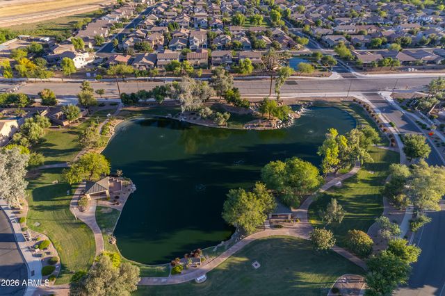 2546 E CAROB Drive, Gilbert, AZ 85298