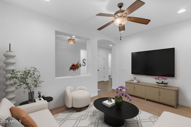 2546 E CAROB Drive, Gilbert, AZ 85298