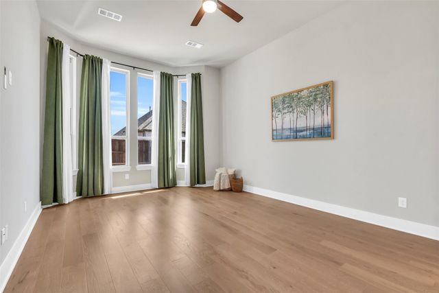 4112 Silver Spur Court, Aubrey, TX 76227