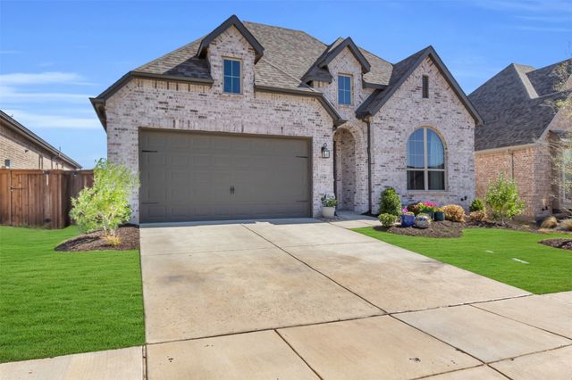 4112 Silver Spur Court, Aubrey, TX 76227
