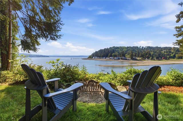 13861 NE North Shore Road, Belfair, WA 98528
