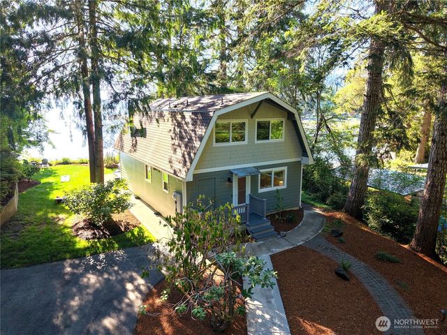 13861 NE North Shore Road, Belfair, WA 98528