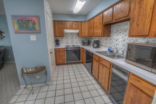 120 Catalina Cir Apt 9E, Hot Springs, AR 71913