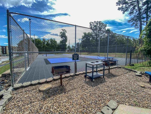 120 Catalina Cir Apt 9E, Hot Springs, AR 71913