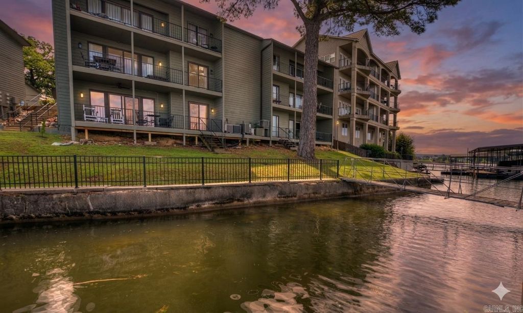 120 Catalina Cir Apt 9E, Hot Springs, AR 71913