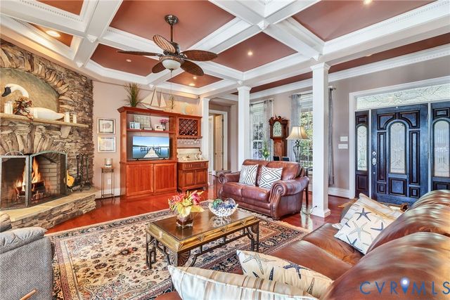 82 Golf Ln, Heathsville, VA 22432