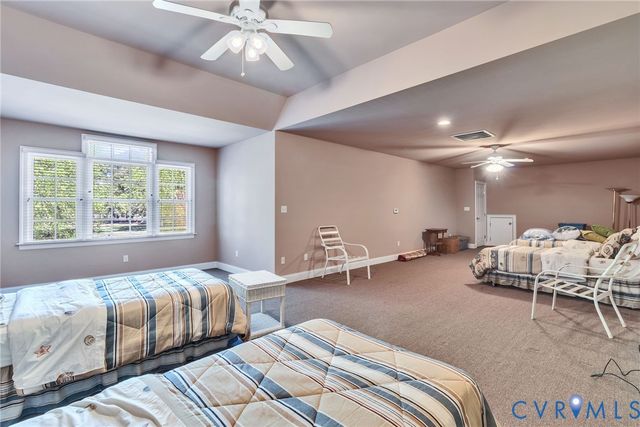 82 Golf Ln, Heathsville, VA 22432