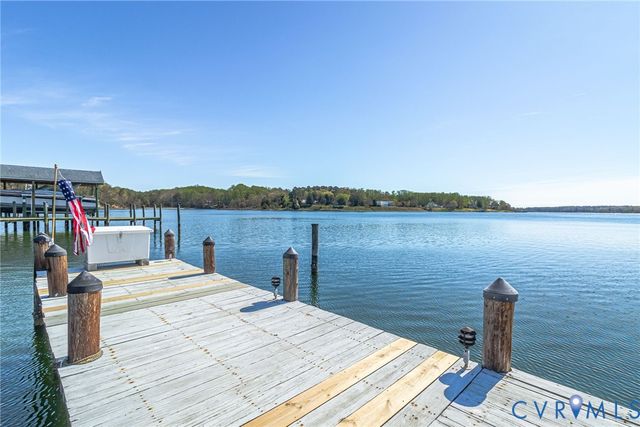 82 Golf Ln, Heathsville, VA 22432