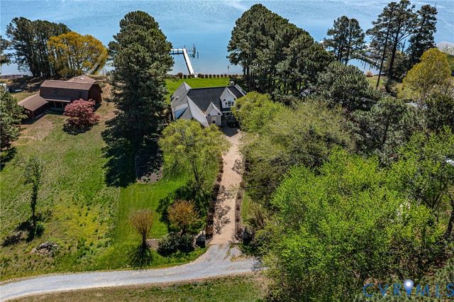 82 Golf Ln, Heathsville, VA 22432