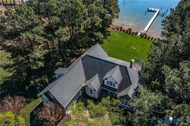 82 Golf Ln, Heathsville, VA 22432