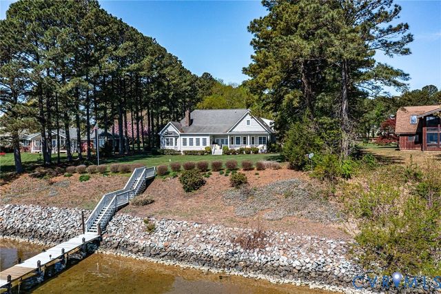 82 Golf Ln, Heathsville, VA 22432