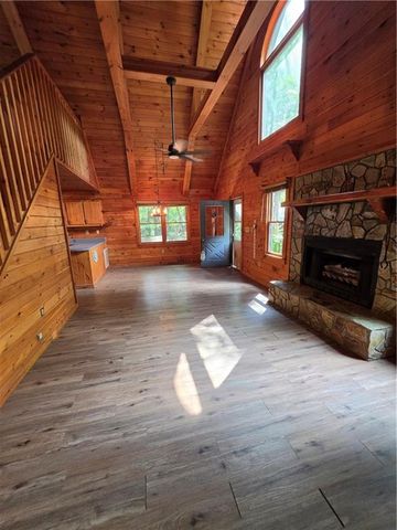 49 Deer Trail, Mineral Bluff, GA 30559