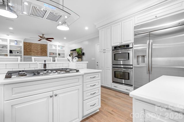 7048 Mariners Court, Tega Cay, SC 29708