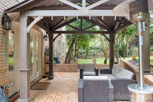 7048 Mariners Court, Tega Cay, SC 29708