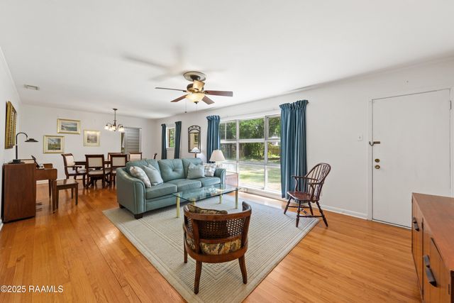 300 W Saint Louis Street, Lafayette, LA 70506
