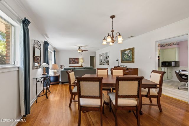 300 W Saint Louis Street, Lafayette, LA 70506
