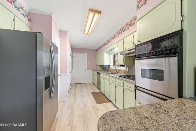 300 W Saint Louis Street, Lafayette, LA 70506