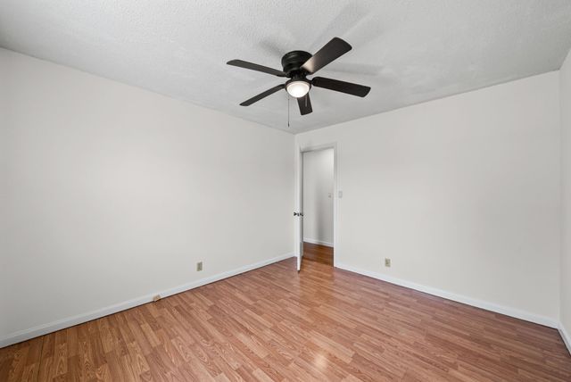 203 Sewell Dr, Clarksville, TN 37042