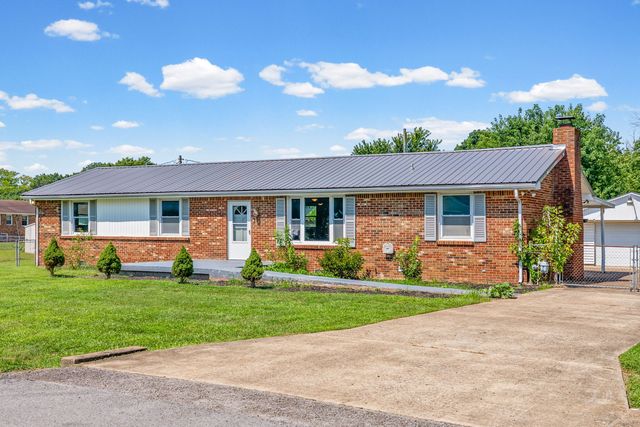 203 Sewell Dr, Clarksville, TN 37042