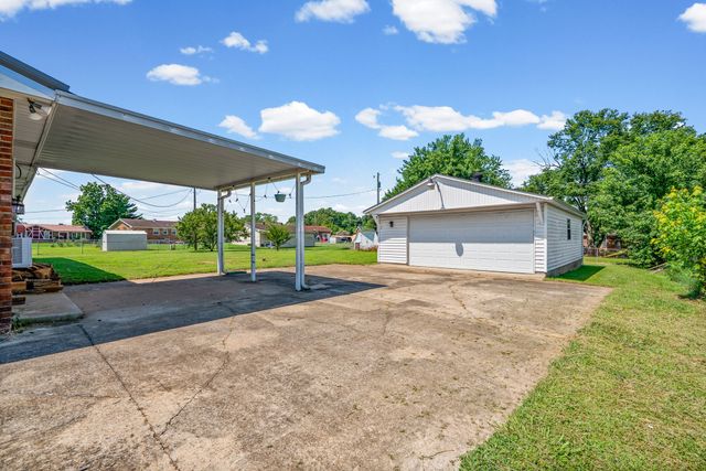 203 Sewell Dr, Clarksville, TN 37042