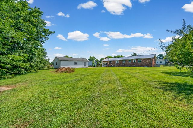 203 Sewell Dr, Clarksville, TN 37042