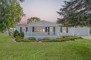 713 Iroquois Avenue, Prudenville, MI 48651